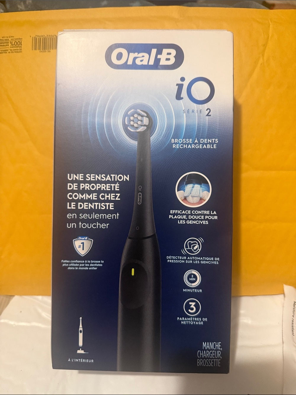 Replacement Electric Toothbrush Head Pack — Navy Box, White & Blue Brush